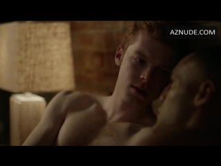 actors jeff pierre cameron monaghan - gay bed scene in shameless