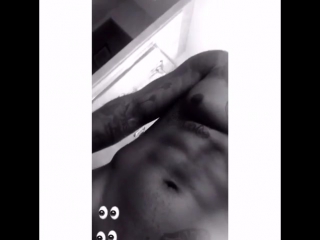 omarion films himself